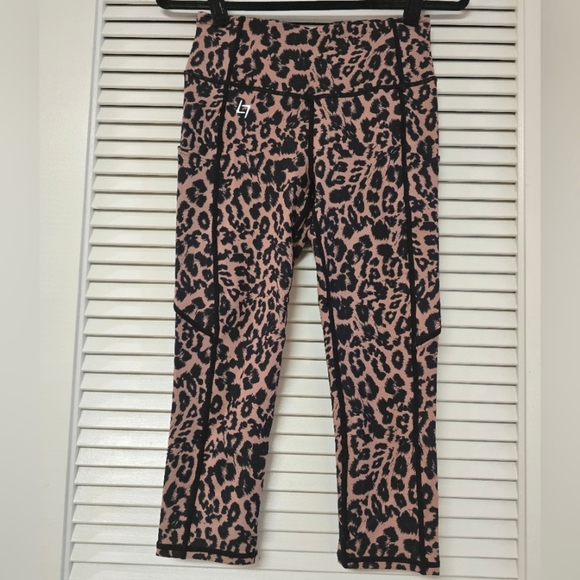 Fittin Pants - FITTIN - (NWOT) Cheetah Print Yoga Workout Athletic Activewear Crop Leggings